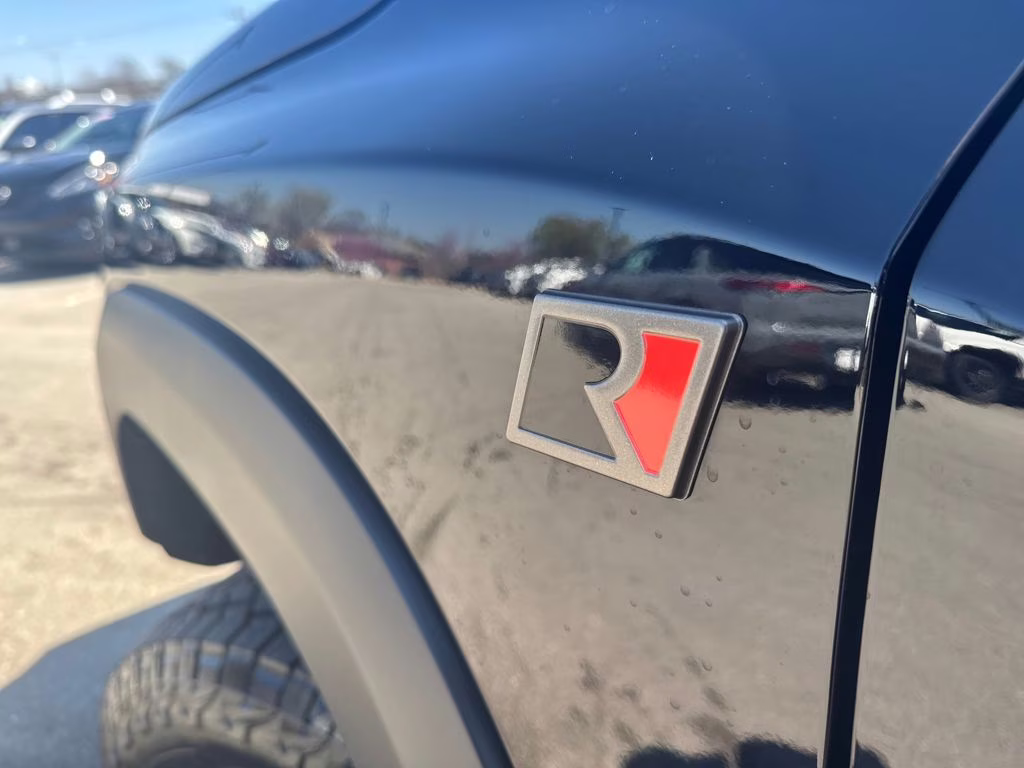 2026 Super Black Nissan Frontier PRO-4X 4X4 Truck