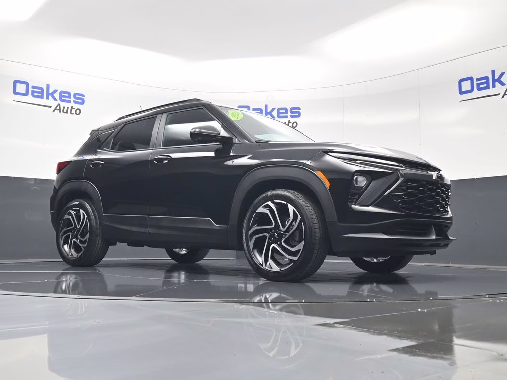 2024 Mosaic Black Metallic Chevrolet Trailblazer RS FWD SUV
