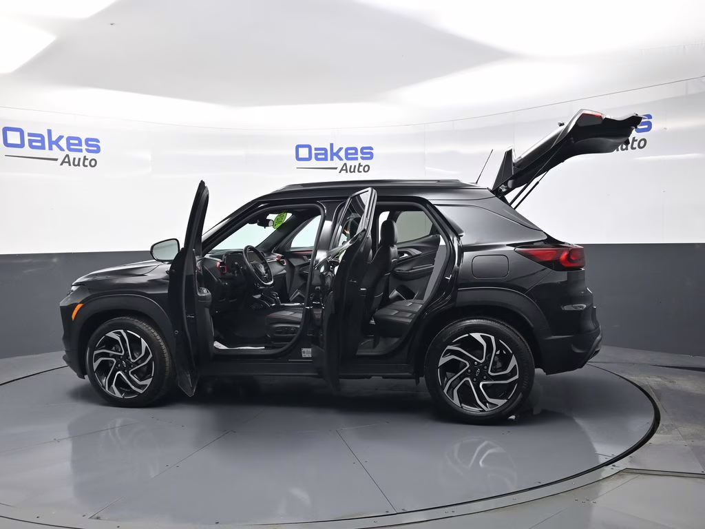 2024 Mosaic Black Metallic Chevrolet Trailblazer RS FWD SUV
