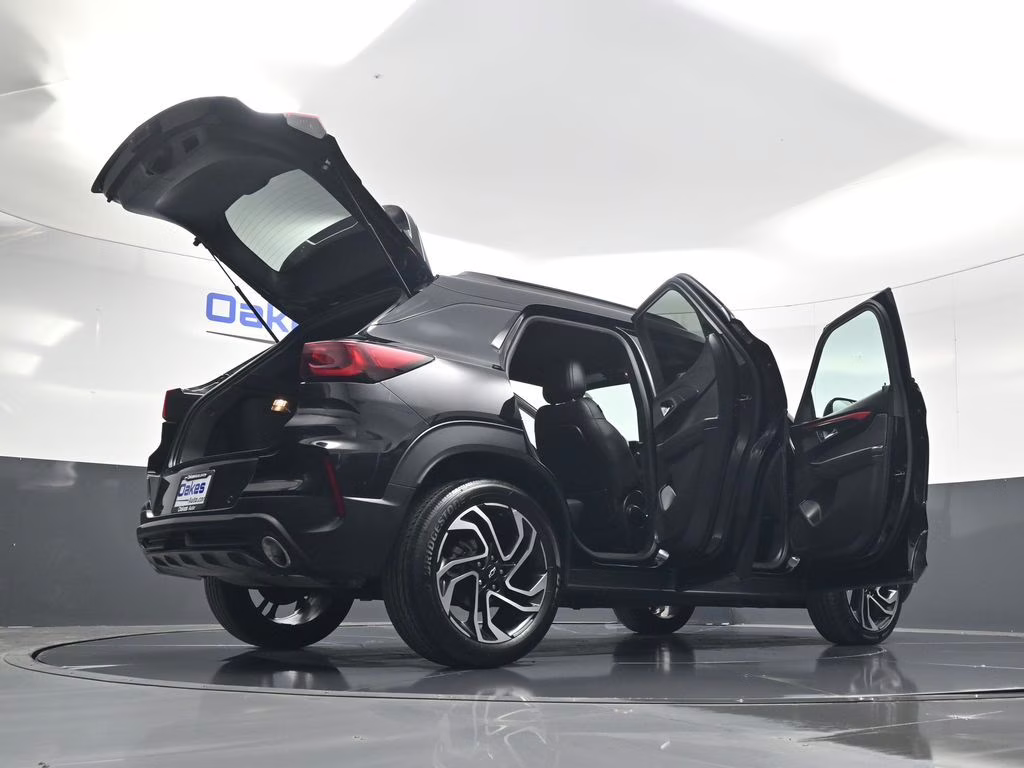 2024 Mosaic Black Metallic Chevrolet Trailblazer RS FWD SUV