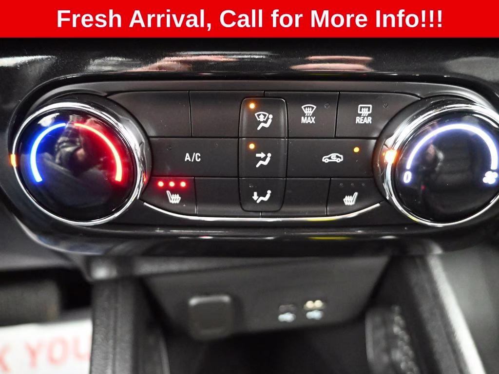 2024 Mosaic Black Metallic Chevrolet Trailblazer RS FWD SUV