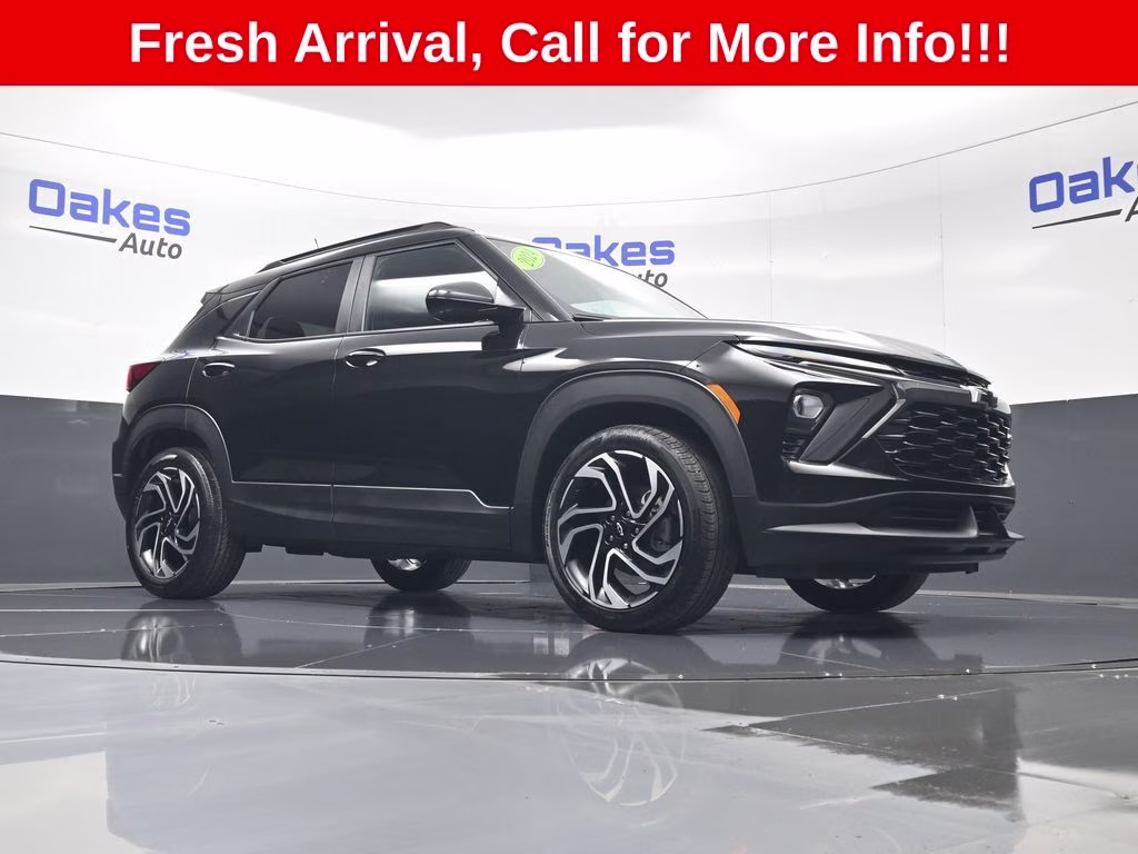 2024 Mosaic Black Metallic Chevrolet Trailblazer RS FWD SUV