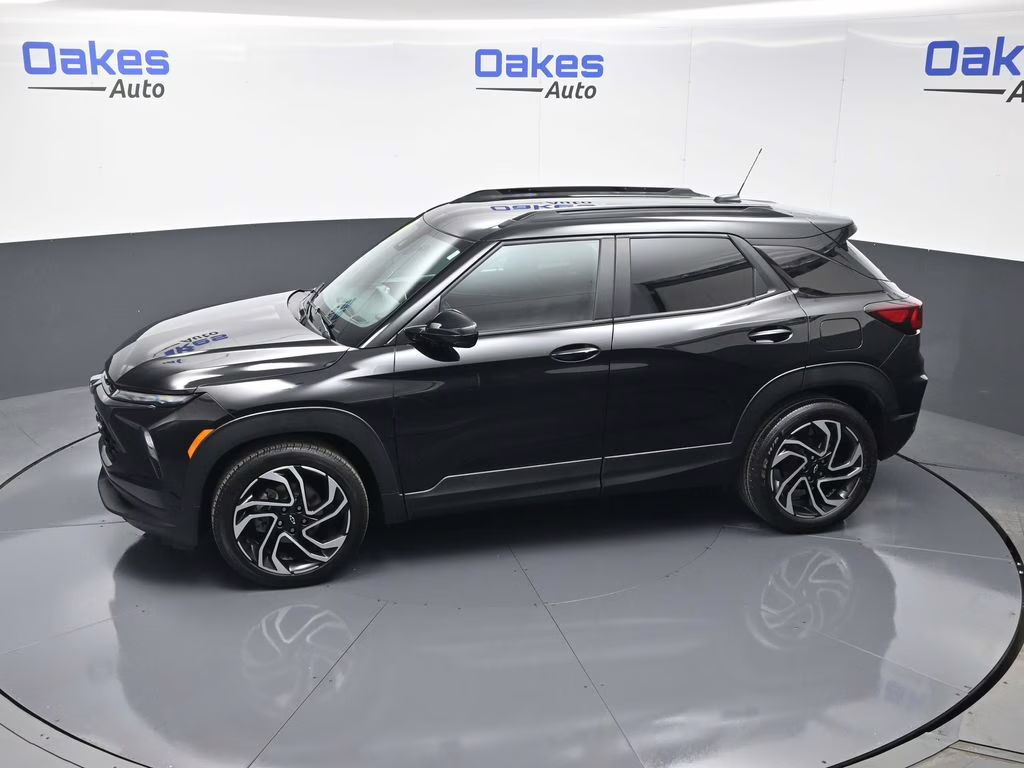2024 Mosaic Black Metallic Chevrolet Trailblazer RS FWD SUV