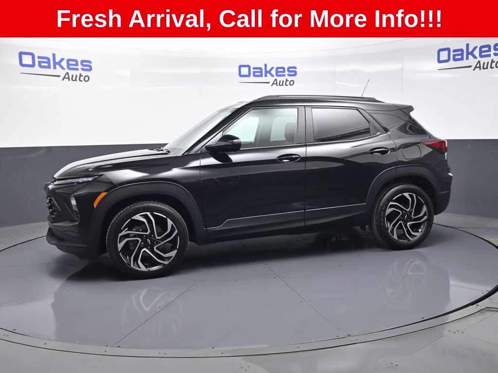 2024 Mosaic Black Metallic Chevrolet Trailblazer RS FWD SUV