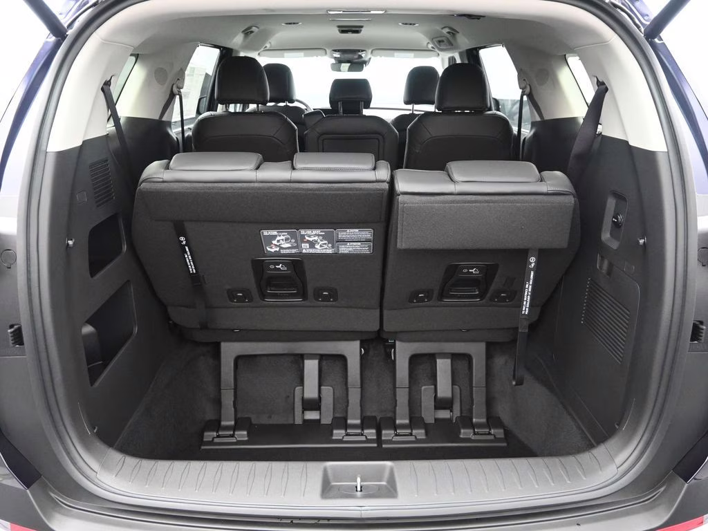 2026 Deep Chroma Blue Kia Carnival EX FWD Van