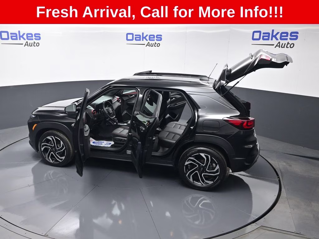 2024 Mosaic Black Metallic Chevrolet Trailblazer RS FWD SUV