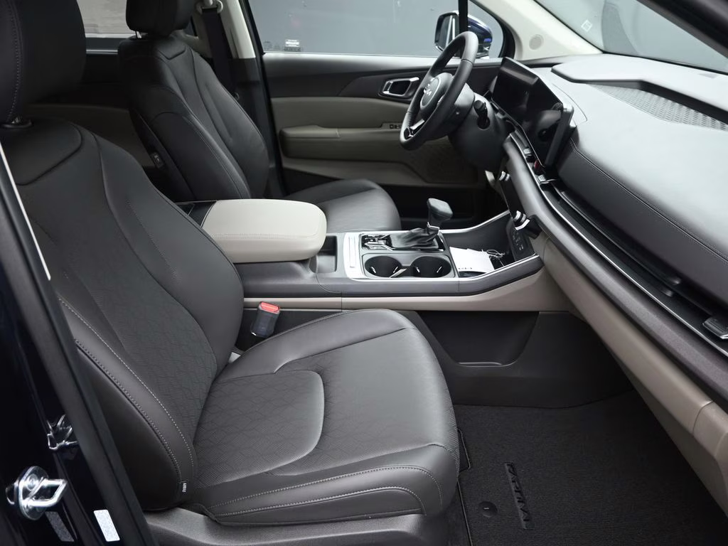 2026 Deep Chroma Blue Kia Carnival EX FWD Van