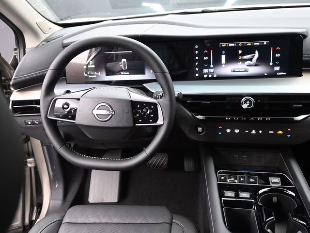 2026 Champagne Silver Metallic Nissan Murano Platinum AWD SUV