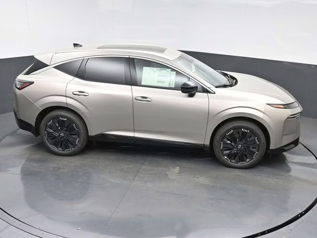 2026 Champagne Silver Metallic Nissan Murano Platinum AWD SUV