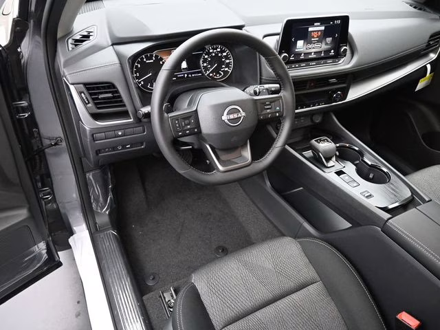 2026 Gun Metallic Nissan Rogue SV FWD SUV