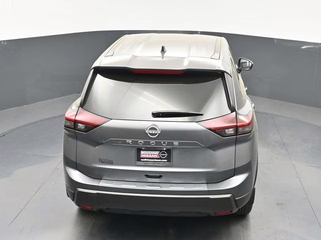 2026 Gun Metallic Nissan Rogue SV FWD SUV