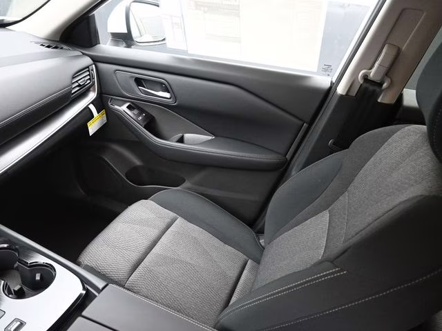 2026 Everest White Pearl Tricoat Nissan Rogue SV FWD SUV