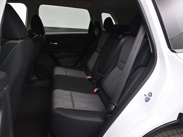 2026 Everest White Pearl Tricoat Nissan Rogue SV FWD SUV