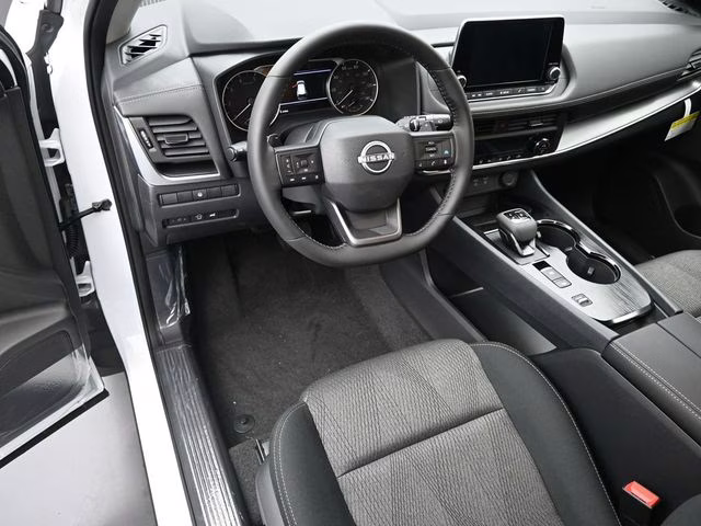 2026 Everest White Pearl Tricoat Nissan Rogue SV FWD SUV
