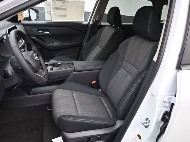 2026 Everest White Pearl Tricoat Nissan Rogue SV FWD SUV