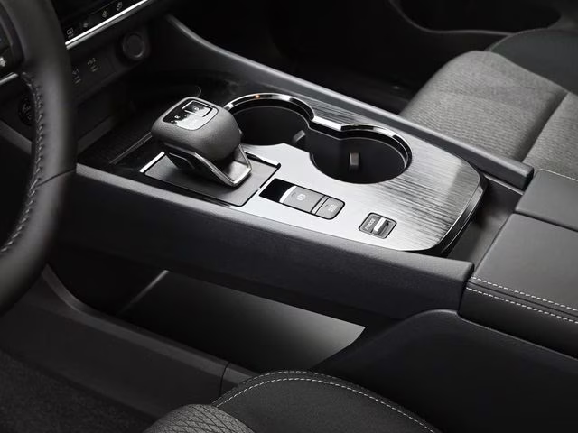 2026 Everest White Pearl Tricoat Nissan Rogue SV FWD SUV