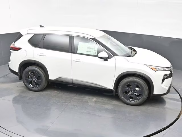 2026 Everest White Pearl Tricoat Nissan Rogue SV FWD SUV
