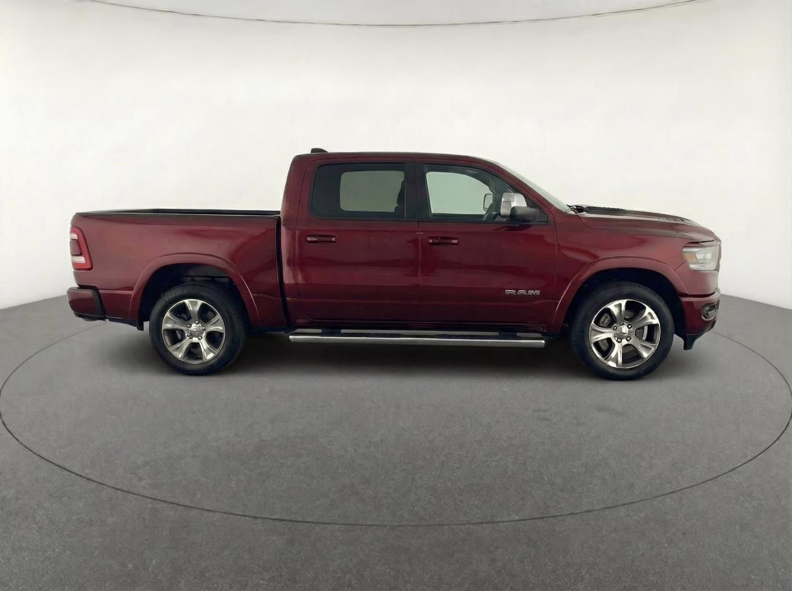 2019 Delmonico Red Pearlcoat Ram 1500 Laramie 4X4 Truck
