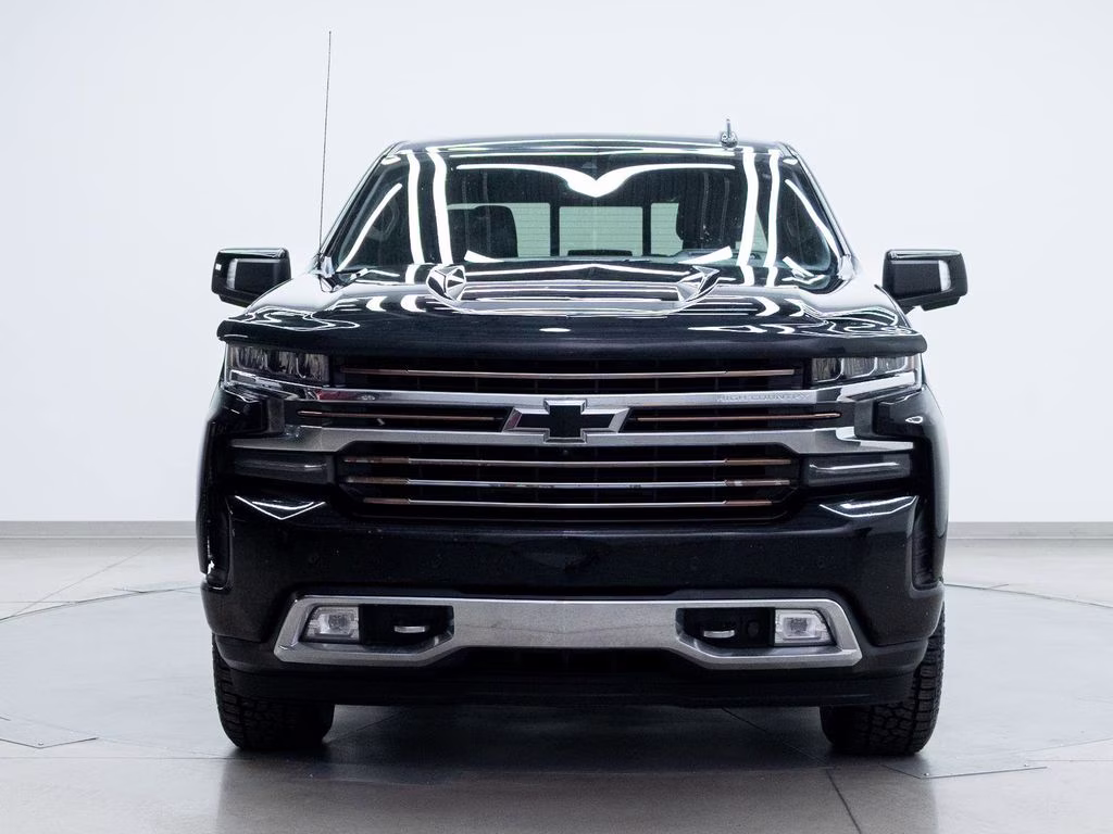 2021 Black Chevrolet Silverado 1500 High Country 4X4 Truck