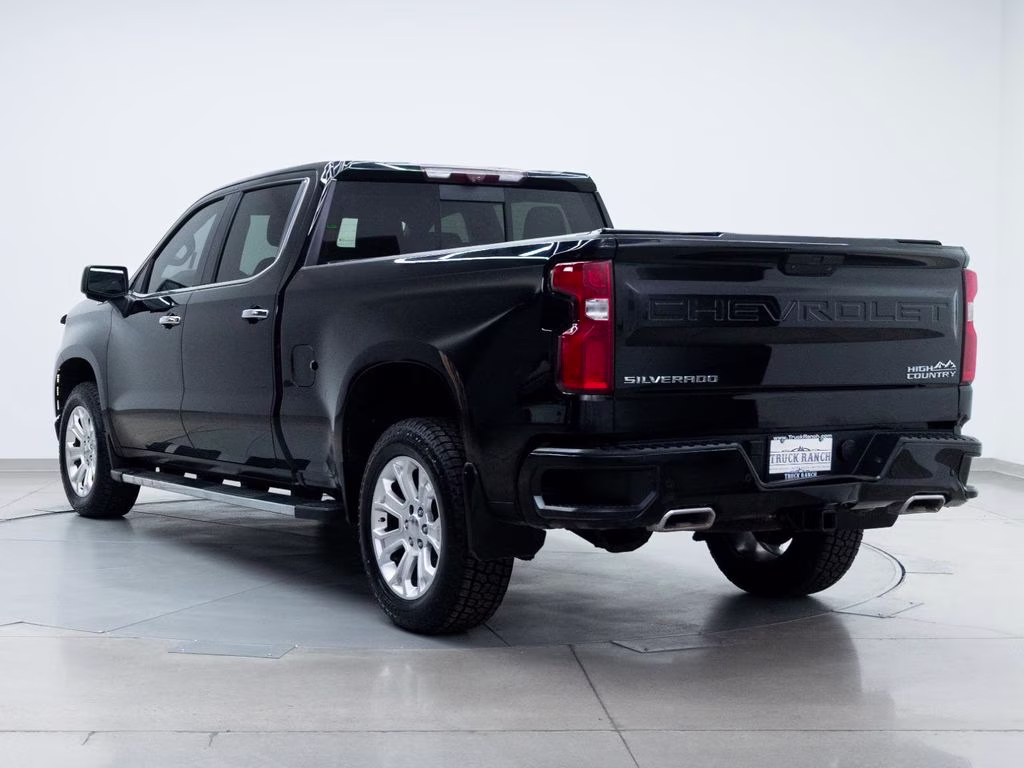 2021 Black Chevrolet Silverado 1500 High Country 4X4 Truck