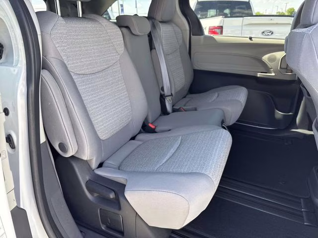 2022 White Toyota Sienna LE FWD Van