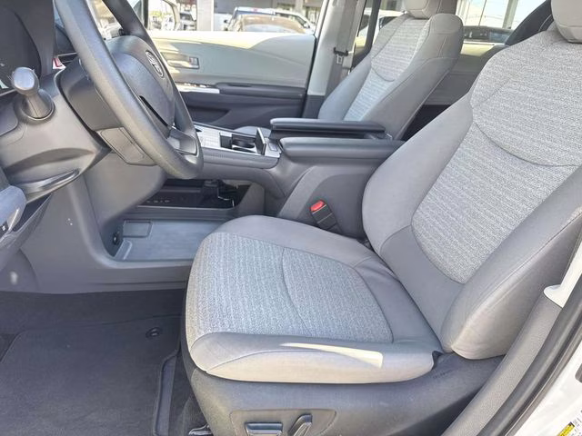 2022 White Toyota Sienna LE FWD Van