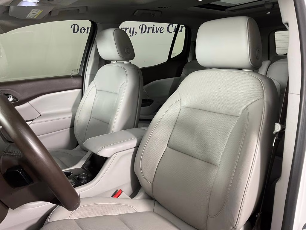 2017 White Frost GMC Acadia SLT-2 FWD SUV