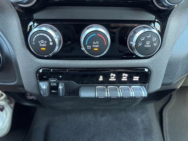 2026 Crystal Metallic Ram 1500 Express RWD Truck