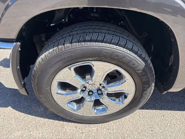 2026 Crystal Metallic Ram 1500 Big Horn/Lone Star 4X4 Truck