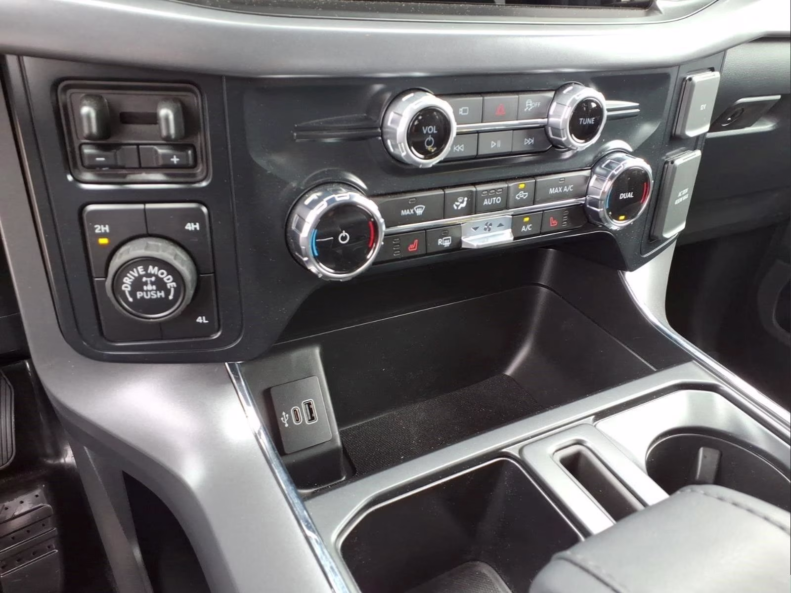 2026 Gray Metallic Ford F-150 XLT 4X4 Truck