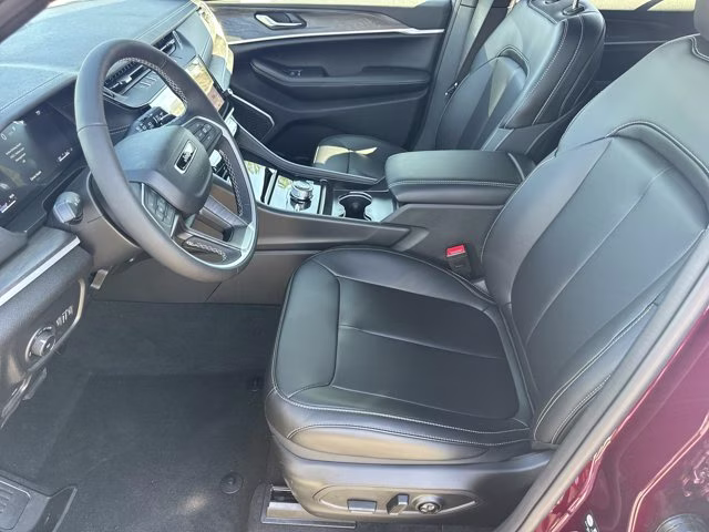 2026 Velvet Red Pearlcoat Jeep Grand Cherokee Limited 4X4 SUV