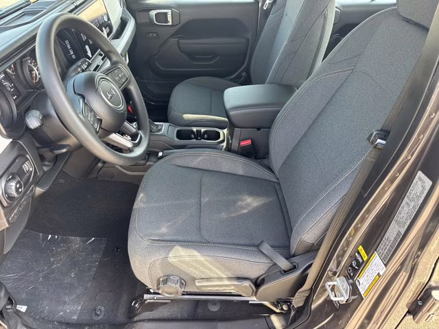 2026 Granite Crystal Metallic Clearcoat Jeep Gladiator Sport 4X4 Truck