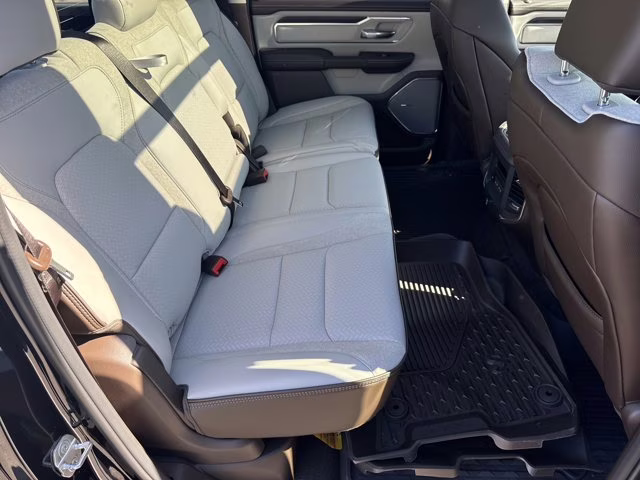 2026 Diamond Black Crystal Pearlcoat Ram 1500 Laramie 4X4 Truck