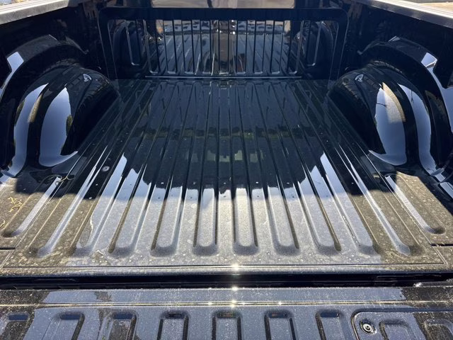 2026 Diamond Black Crystal Pearlcoat Ram 1500 Laramie 4X4 Truck