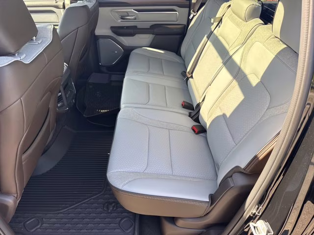 2026 Diamond Black Crystal Pearlcoat Ram 1500 Laramie 4X4 Truck