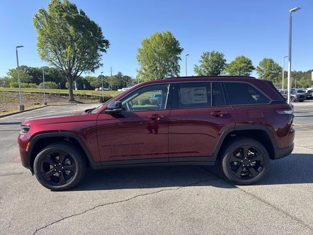 2026 Velvet Red Pearlcoat Jeep Grand Cherokee Limited 4X4 SUV
