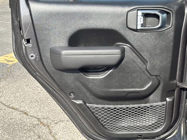 2026 Granite Crystal Metallic Clearcoat Jeep Gladiator Sport 4X4 Truck