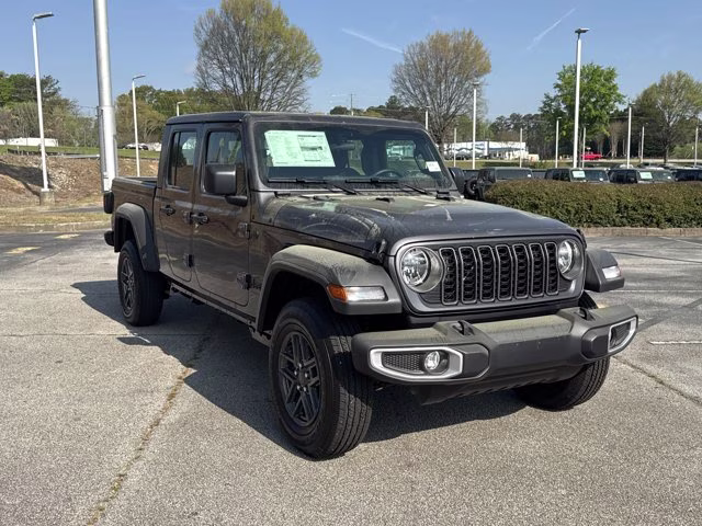 2026 Granite Crystal Metallic Clearcoat Jeep Gladiator Sport 4X4 Truck