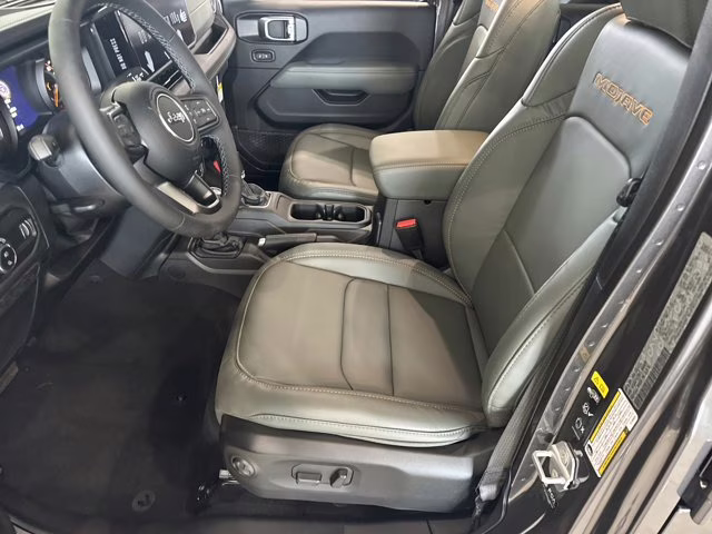 2026 Granite Crystal Metallic Clearcoat Jeep Gladiator Mojave X 4X4 Truck