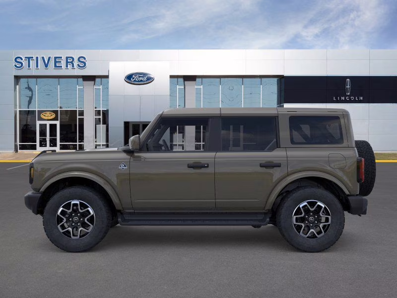 2026 Grey Ford Bronco Outer Banks 4X4 SUV