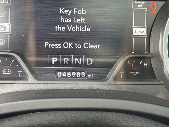 2022 Diamond Black Crystal Pearlcoat Ram 1500 Laramie 4X4 Truck