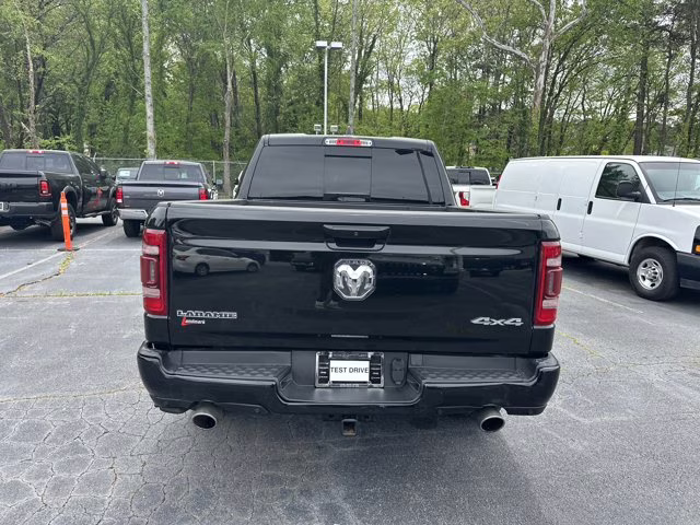 2022 Diamond Black Crystal Pearlcoat Ram 1500 Laramie 4X4 Truck