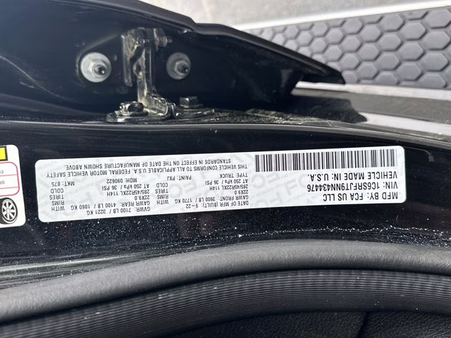 2022 Diamond Black Crystal Pearlcoat Ram 1500 Laramie 4X4 Truck