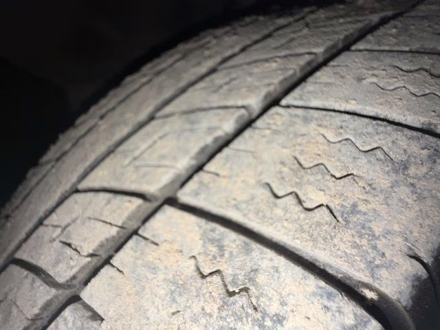 2020 Super Black Metallic Nissan Murano SV AWD SUV