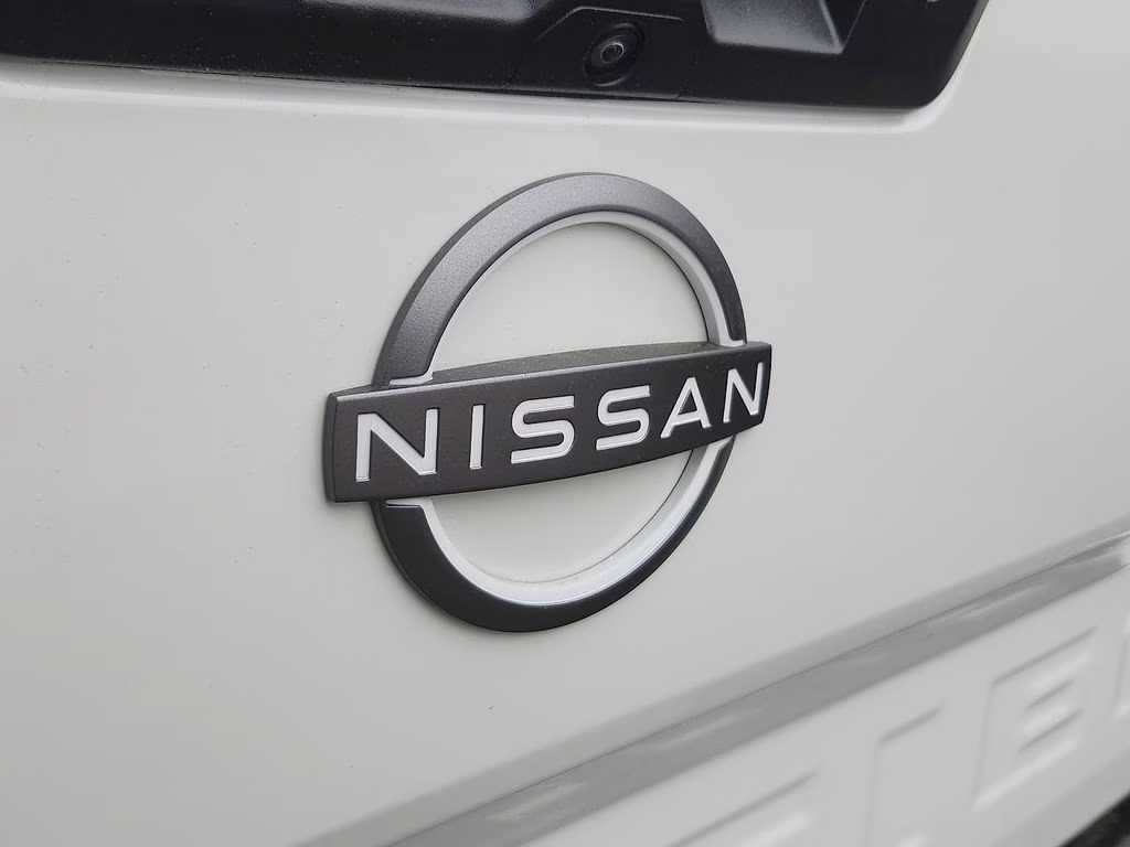 2026 Glacier White Nissan Frontier SV 4X4 Truck