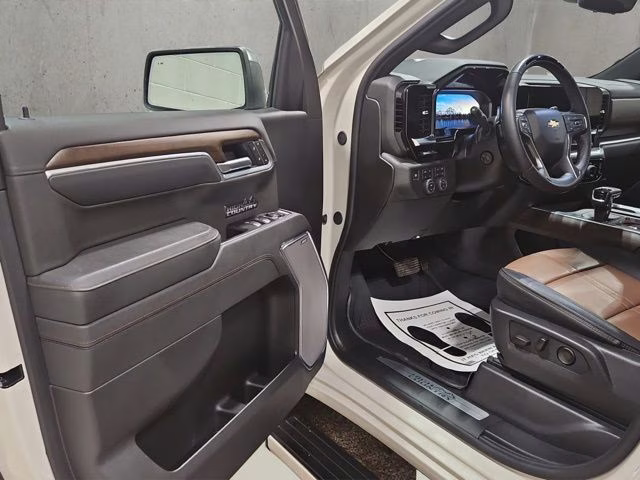 2026 White Sands Chevrolet Silverado 1500 High Country 4X4 Truck