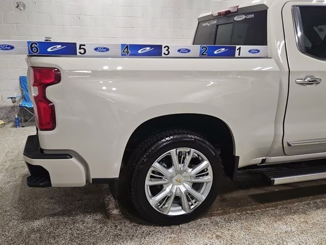 2026 White Sands Chevrolet Silverado 1500 High Country 4X4 Truck