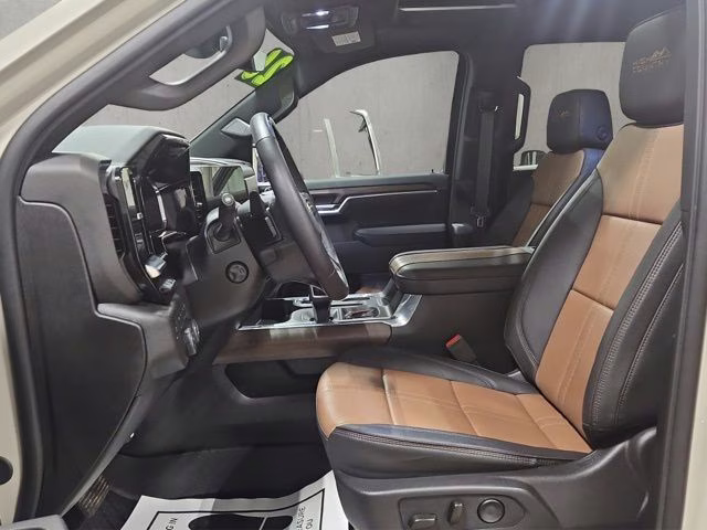 2026 White Sands Chevrolet Silverado 1500 High Country 4X4 Truck