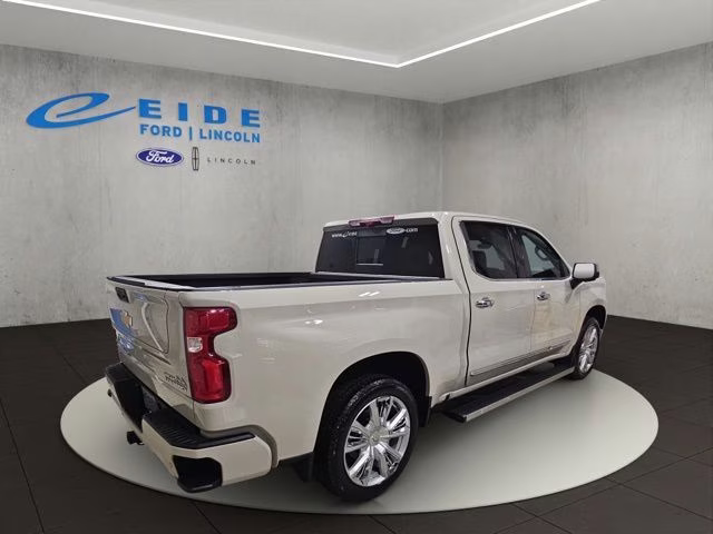2026 White Sands Chevrolet Silverado 1500 High Country 4X4 Truck