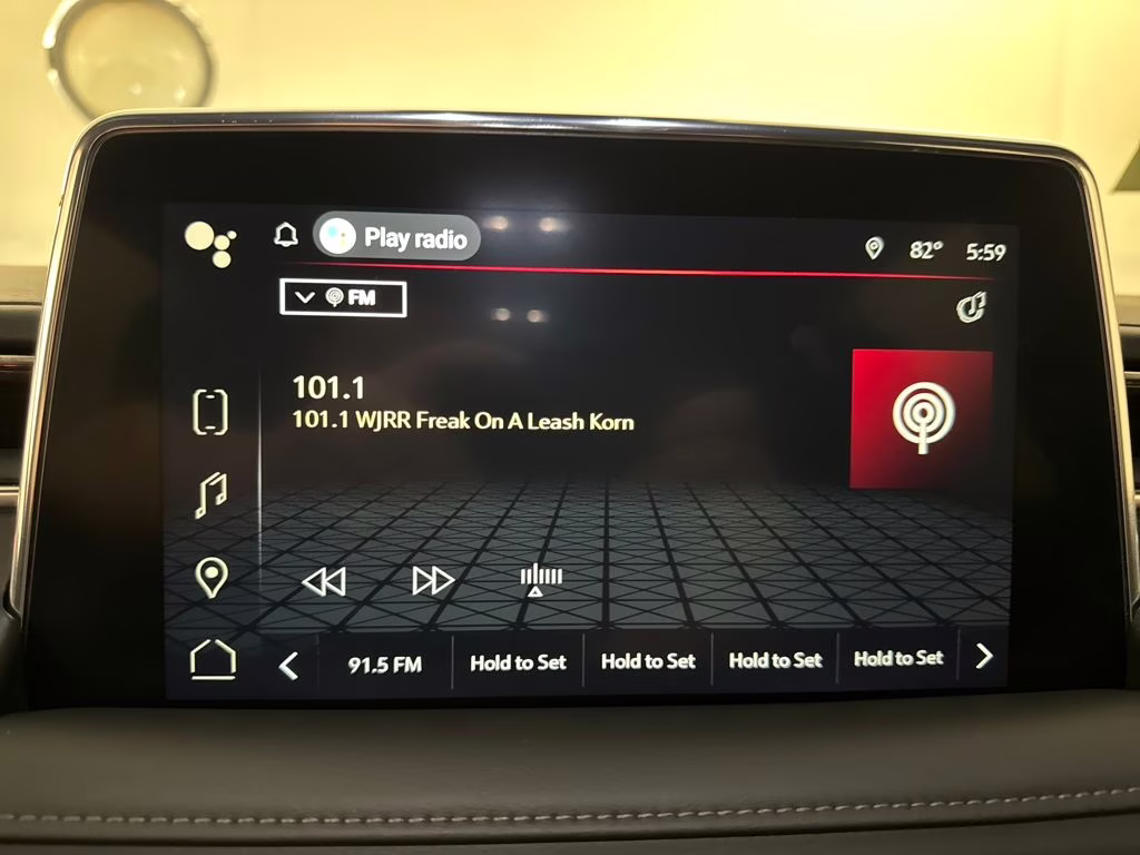 2023 Sterling Metallic GMC Yukon SLE RWD SUV